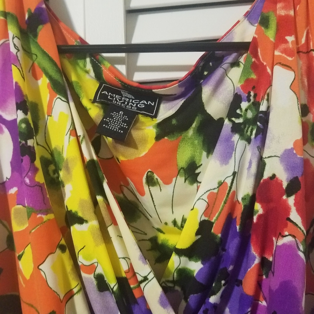 Dress - Picture 4 of 4